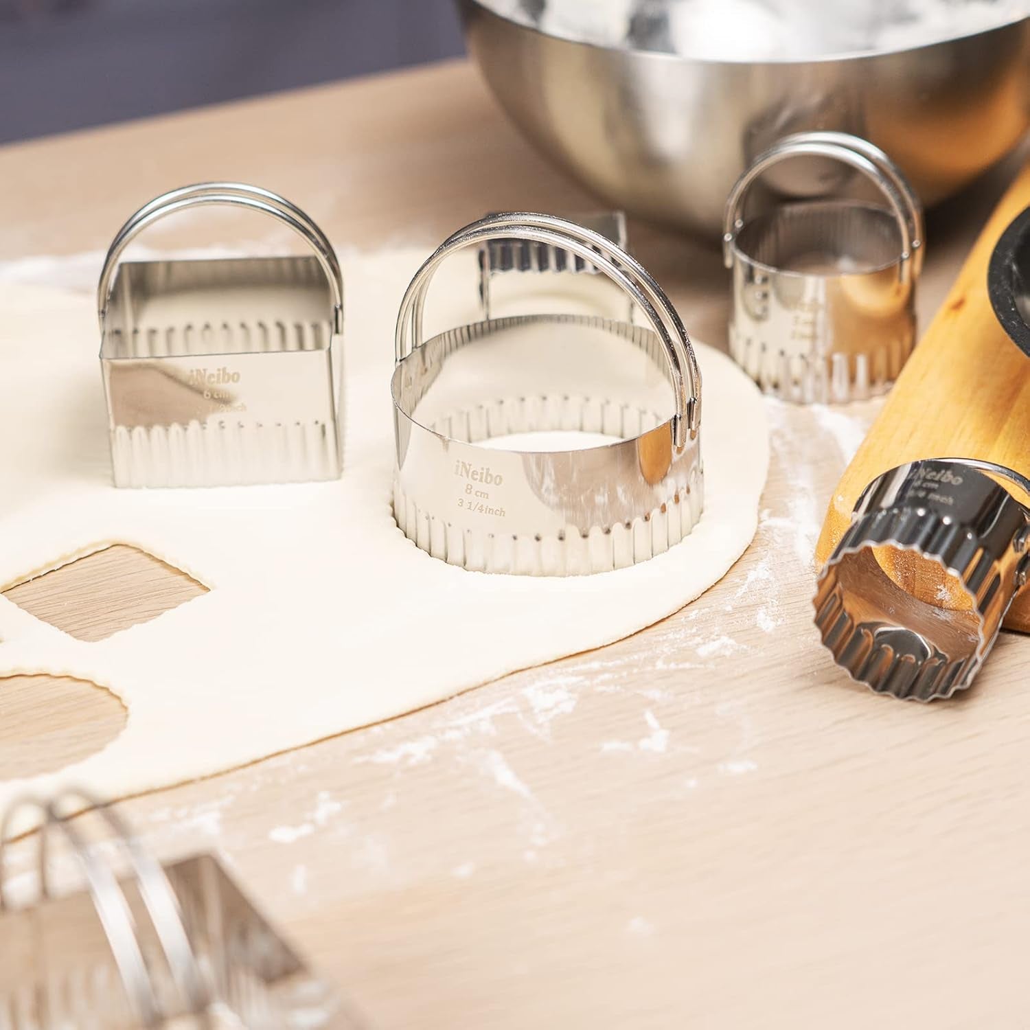 Fluted Edge Biscuit Cutter Set - round Circle Scone, Pastry, and Dough Cutters for Baking, Dumpling Skin, and Fondant